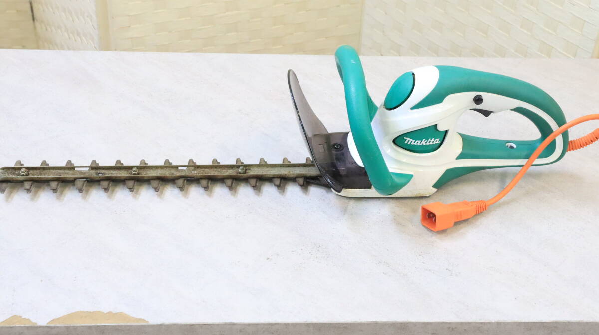 あ//はH0158 makita マキタ　垣根バリカン　MUH3501 動作品_画像2