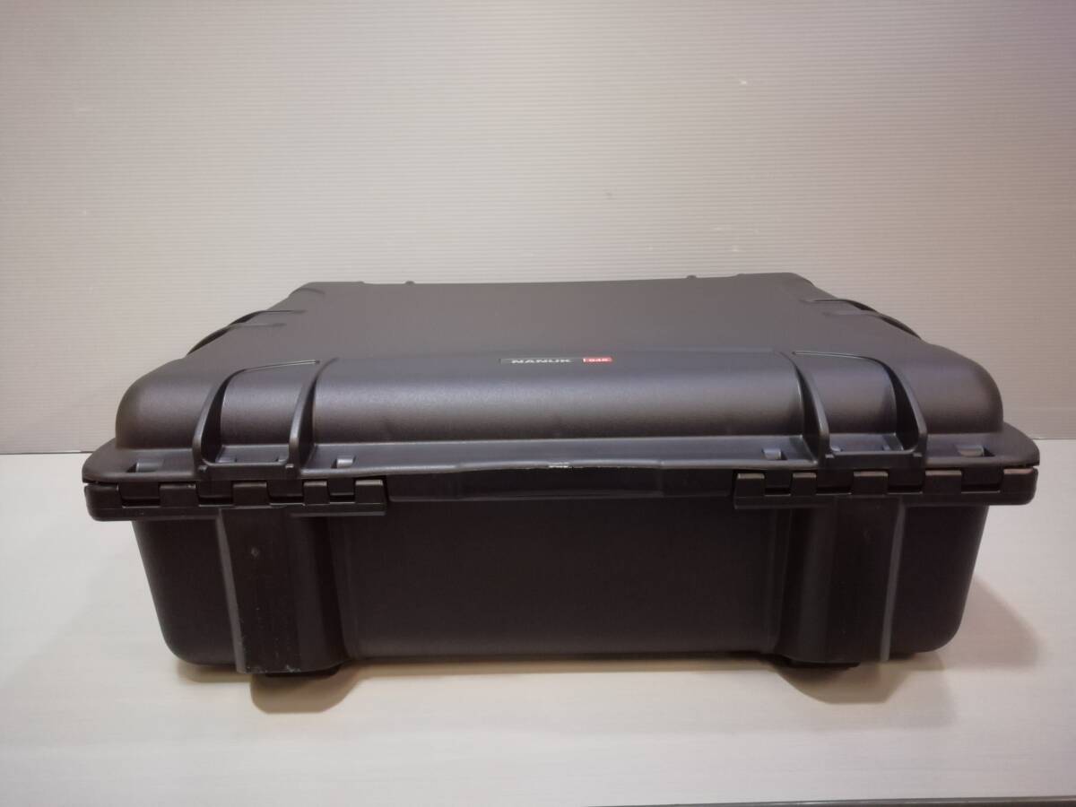 あ//H0647 　NANUK ナヌーク　防水キャリングケース　NANUK945 NK945B 　内装スポンジフォーム無タイプ_画像4