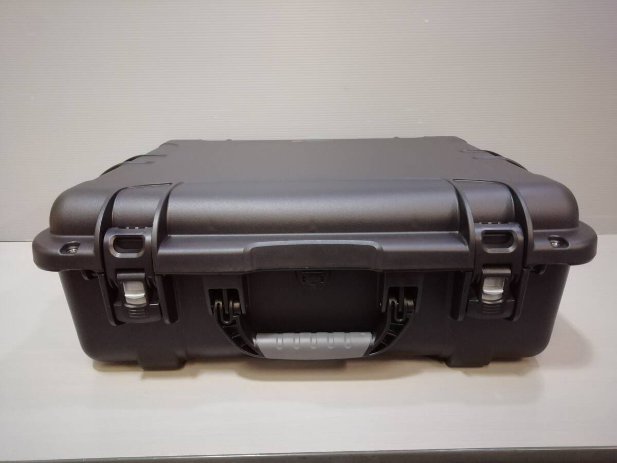 あ//H0647 　NANUK ナヌーク　防水キャリングケース　NANUK945 NK945B 　内装スポンジフォーム無タイプ_画像3