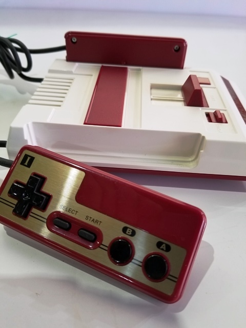 あ//J0451 任天堂　ニンテンドー クラッシックミニ　ファミリーコンピューター　Mod CLV-101 動作品_画像4