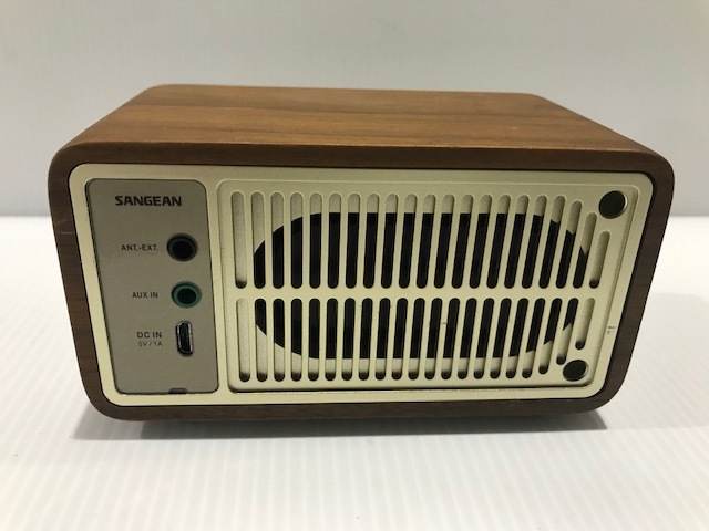 あ//J0469 SANGEAN FMラジオ　Bluetooth ワイヤレススピーカー　WR-301 コベックジャパン　動作OK _画像2