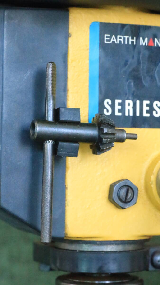 あ//Q1426 　卓上ボール盤　EARTH MAN アースマン　DP-200 5段変速　100V ドリル最大径13mm. 動作品_画像8