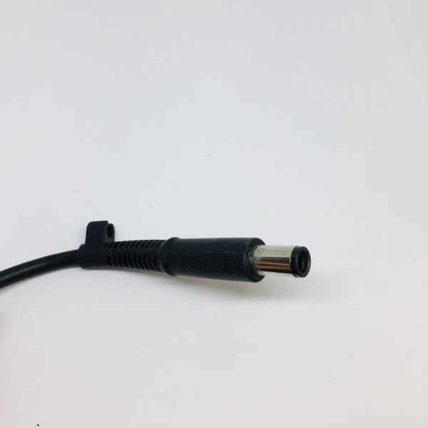 [ б/у ][ HP ] PPP009 серии 18.5V/3.5A средний булавка чёрный PPP009L PPP009D PPP009C PPP009S PPP009H