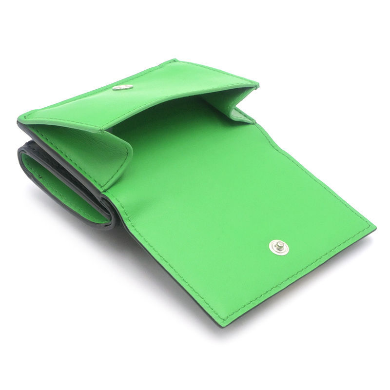 ボッテガヴェネタ イントレチャート タイニー 三つ折りウォレット ブラック グリーン 3つ折り財布 ミニ財布 コンパクト財布 中古 送料無料_画像4