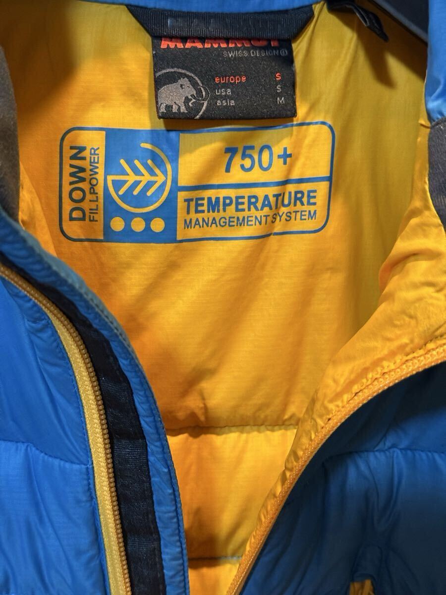 ☆★マムート ダウンジャケット mammut 青_画像6