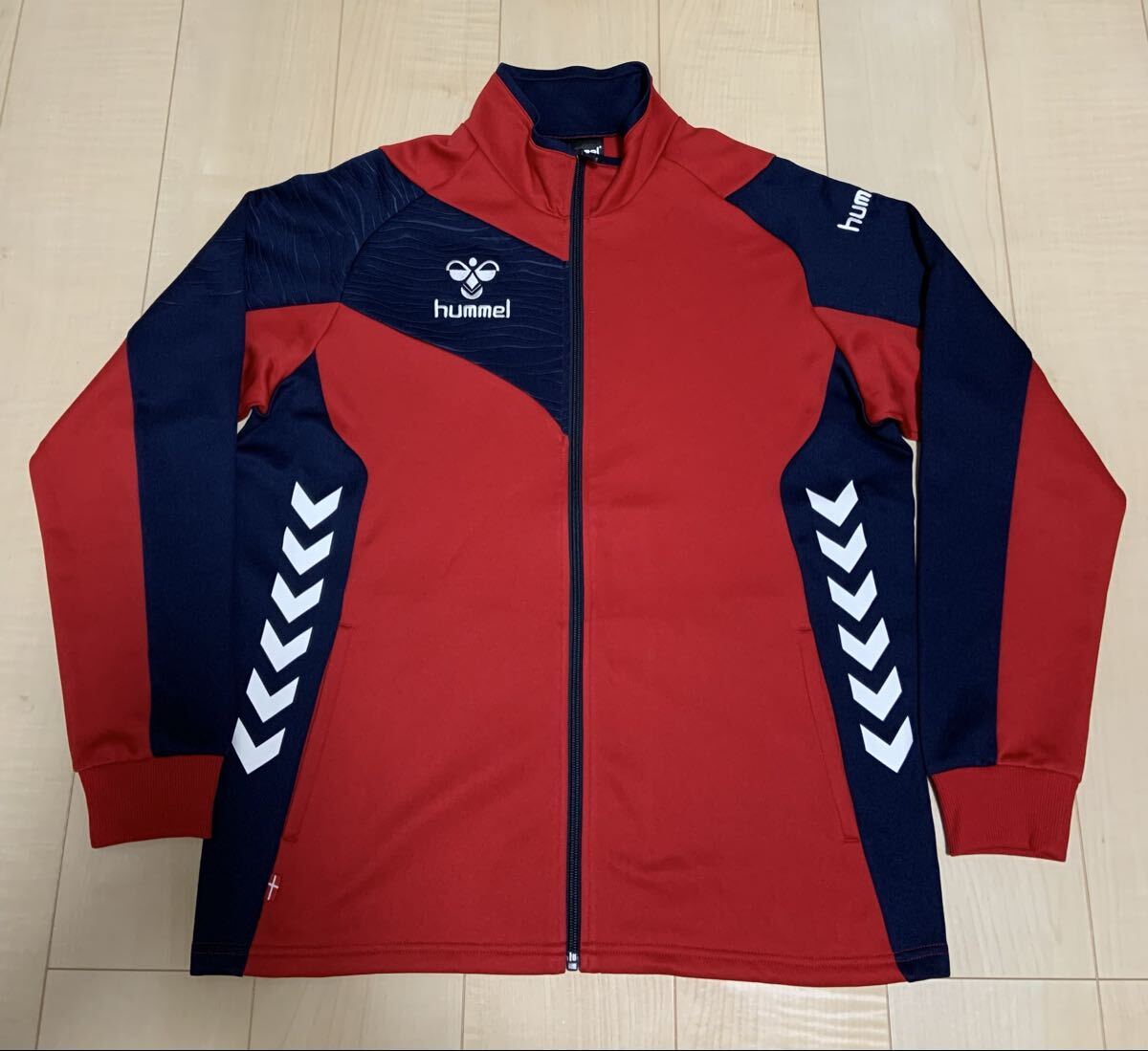 ヒュンメル hummel ジャージ　赤　レッド　上下セット　　極美品　used_画像1
