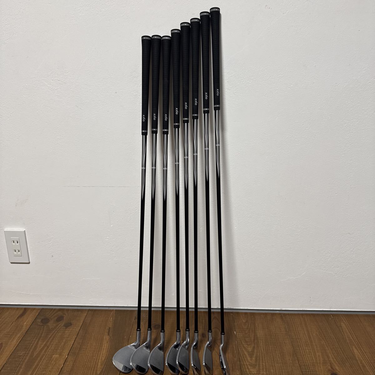 ゼクシオ　フォージド アイアン　MX3000 フレックスR 5〜p AW SW 8本セット　　カーボンシャフト　送料無料　_画像10