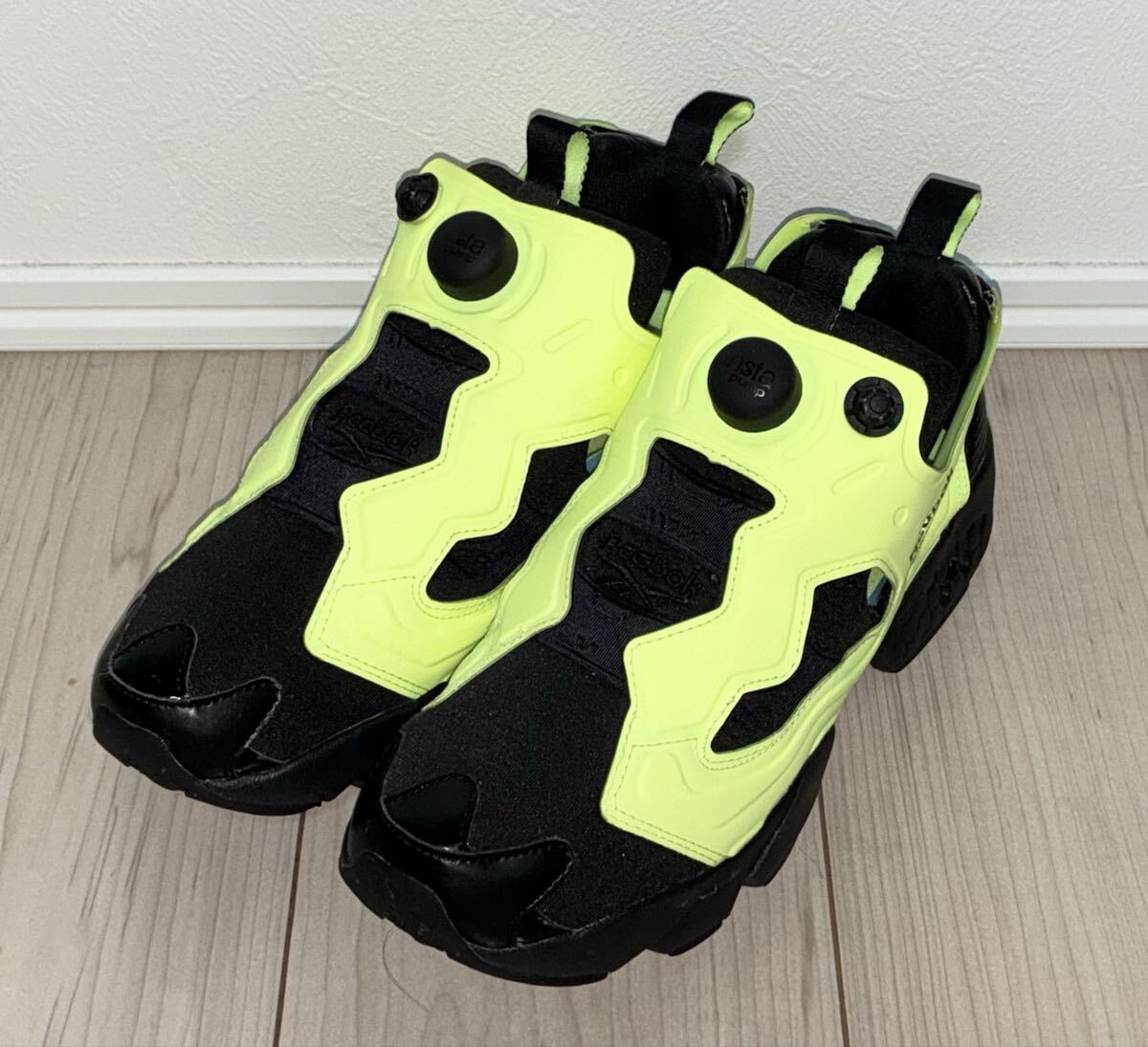 良品 REEBOK INSTA PUMP FURY OG NM FV1578 US7 25cm 25.0cm リーボック インスタ ポンプフューリー ブラック イエロー 黒 黄 instapump_画像1