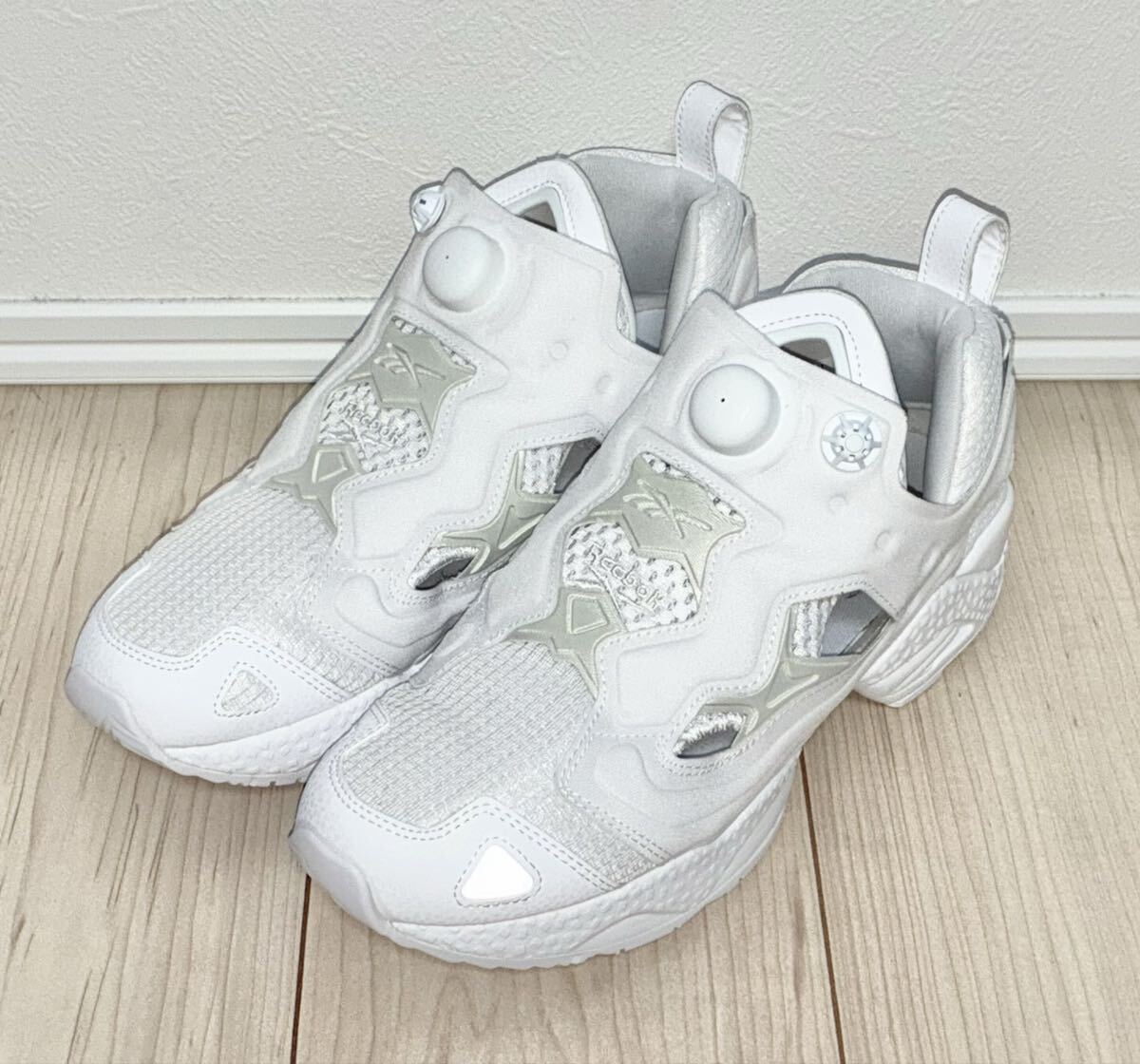 良品 REEBOK INSTA PUMP FURY 95 GX9432 US8 26cm 26.0cm リーボック インスタ ポンプフューリー ホワイト グレー 白 灰 instapump og_画像1