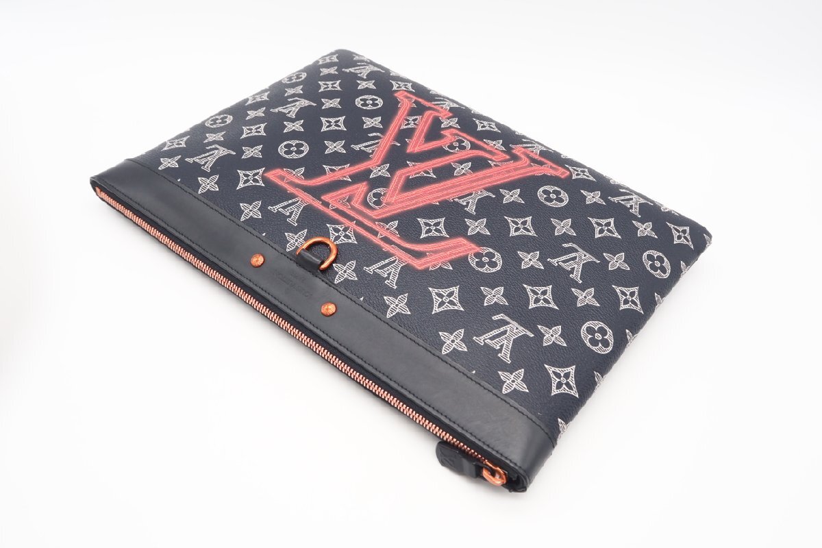 ☆安心の3大保証☆ ABランク ≪LOUIS VUITTON ルイ ヴィトン/クラッチバッグ≫ M62905 インク アップサイドダウン ポシェットアポロ 美品_画像2