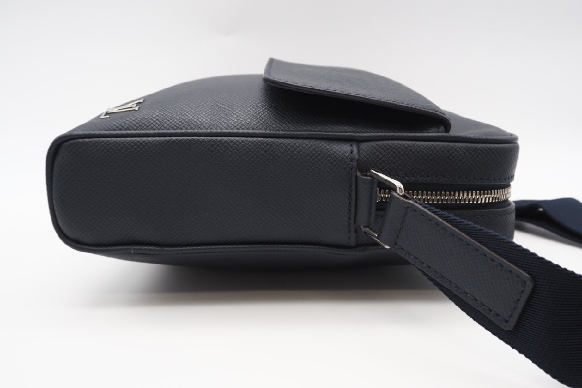 ★３日以内返品可★ LOUIS VUITTON ルイ ヴィトン M30261 タイガ アレックス メッセンジャー ブルーマリーヌ バッグ_画像5