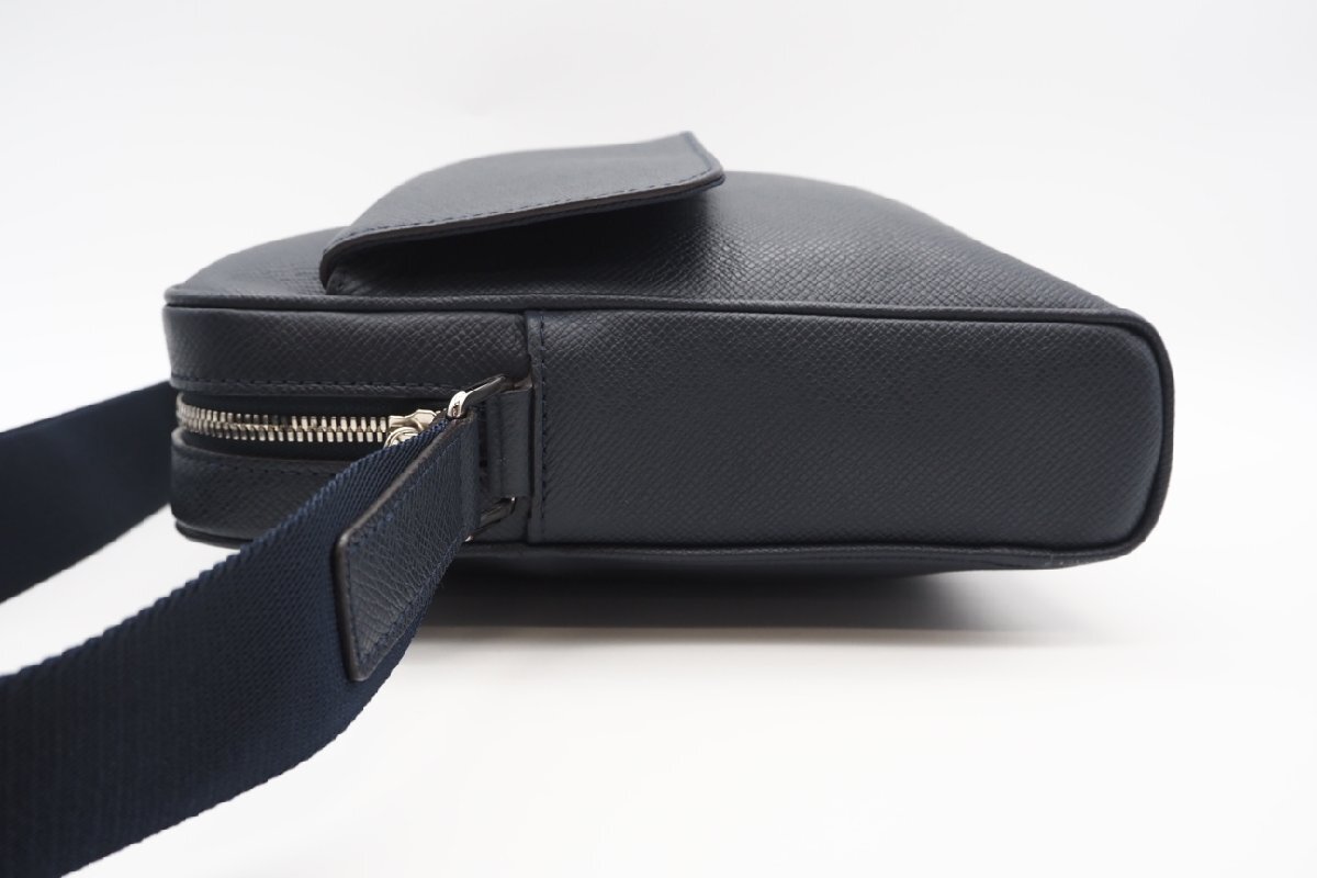 ★３日以内返品可★ LOUIS VUITTON ルイ ヴィトン M30261 タイガ アレックス メッセンジャー ブルーマリーヌ バッグ_画像6