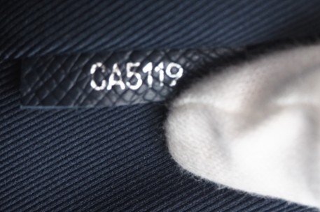 ★３日以内返品可★ LOUIS VUITTON ルイ ヴィトン M30261 タイガ アレックス メッセンジャー ブルーマリーヌ バッグ_画像10