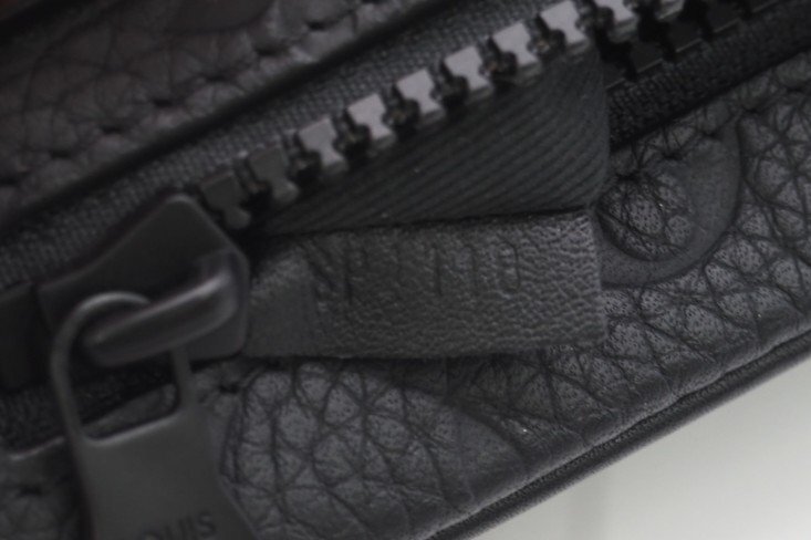 ☆安心の３大保証☆ Aランク ≪LOUIS VUITTON ルイ ヴィトン/クラッチバッグ≫ M53550 ヴァージルアブロー トリヨン ポシェット ヴォルガ_画像10