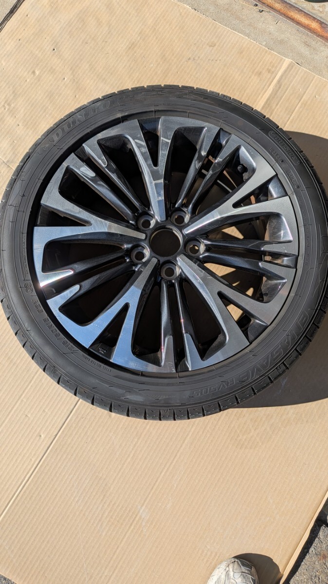 ダンロップ215/50R18 バリ山 トヨタ純正 ヤリスクロス Zグレード ホイール　　 　_画像3