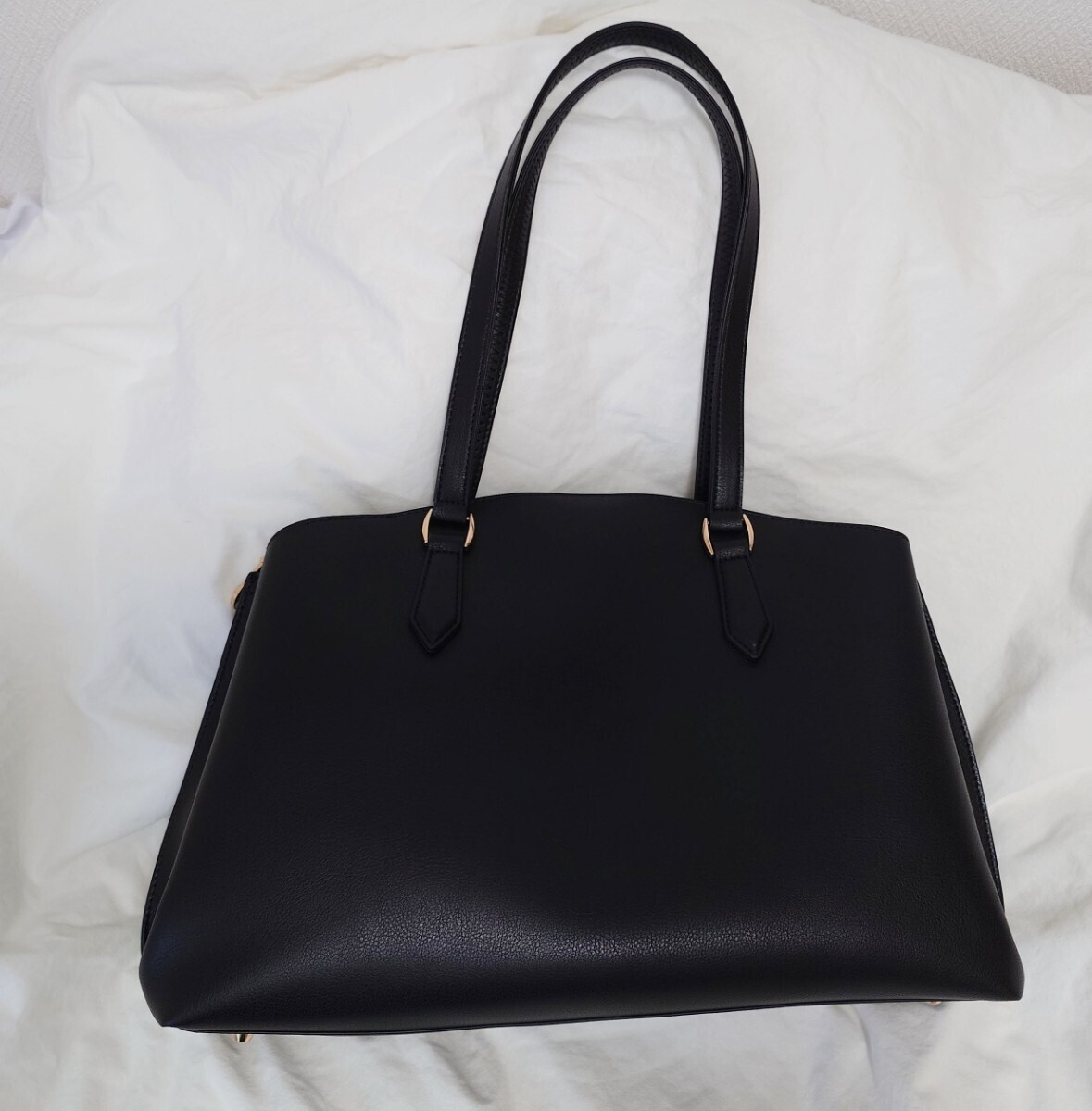 ◯ USED 美品 アンタイトル UNTITLED トートバッグ リクルート 通勤バッグ ブラック A4 黒×ゴールド ◯_画像1