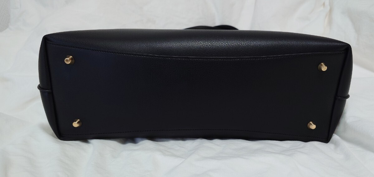 ◯ USED 美品 アンタイトル UNTITLED トートバッグ リクルート 通勤バッグ ブラック A4 黒×ゴールド ◯_画像2