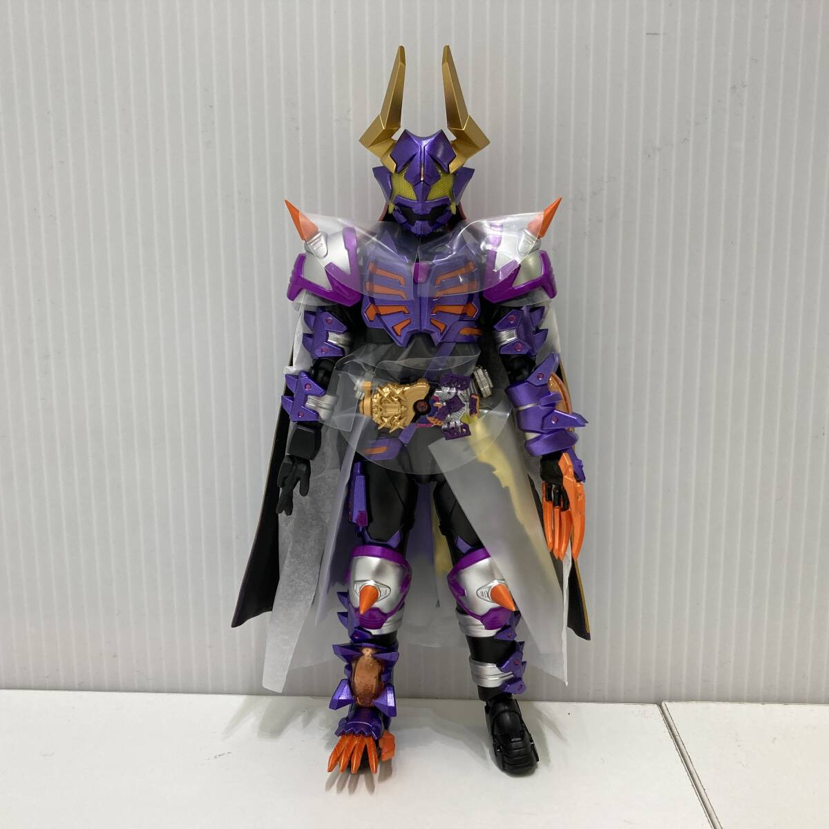 【中古】※輸送箱付属 S.H.Figuarts 仮面ライダーバッファ フィーバーゾンビフォーム(ジャマ神) 仮面ライダーギーツ 魂ウェブ商店_画像5