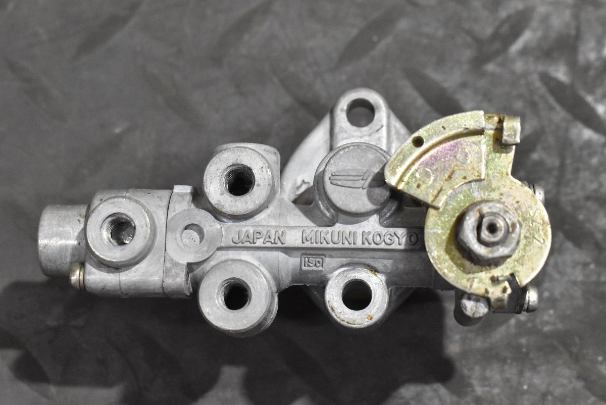 K1681 当時物 純正 350SS オイルポンプ 0098 検) 250SS S2 S1 S3 KH マッハ_画像1