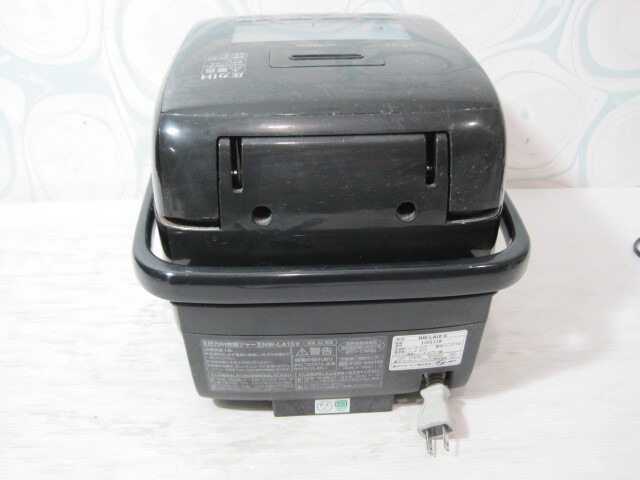 11-428♀ZOJIRUSHI/象印 圧力IH炊飯ジャー/炊飯器 5.5合炊き NW-LA10 20年製♀_画像9