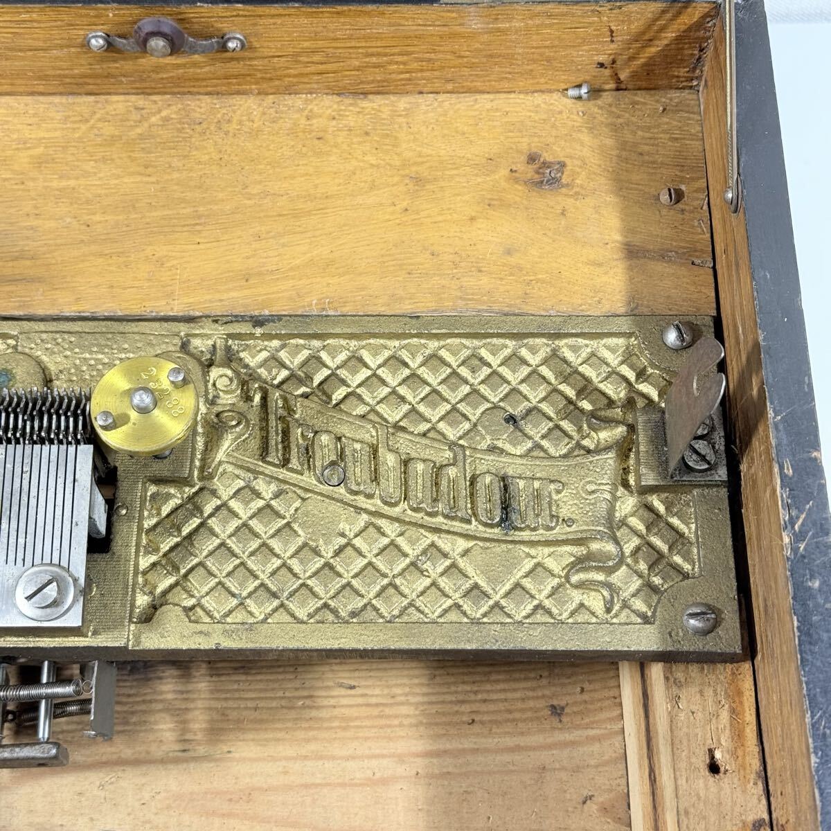  текущее состояние товар Troubadourtorubadu-ru диск музыкальная шкатулка диск 6 листов имеется тигр ba кукла античный интерьер Thorens glamo phone 