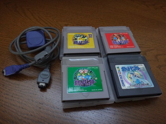 Nintendo ニンテンドー GAMEBOY ゲームボーイ ゲームソフト ポケットモンスター ソフト 4本・通信ケーブル セット 動作確認済【USED】 _画像1
