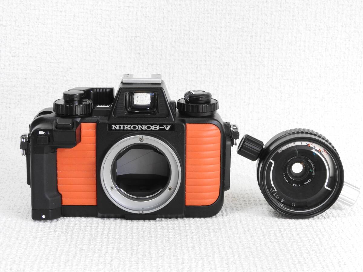 Nikon Nikon NIKONOS-Ⅴ Nico no Hsu Ⅴ NIKKOR 28.F3.5 есть 