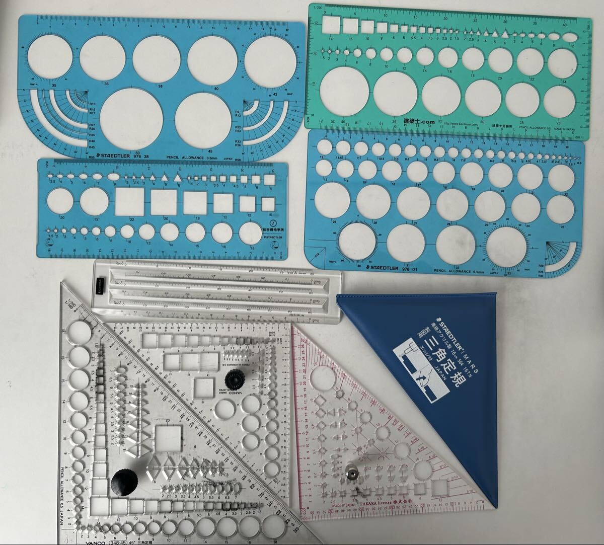 один класс строительство .2025 год TAC. чуть более товар чертёж инструмент полный комплект