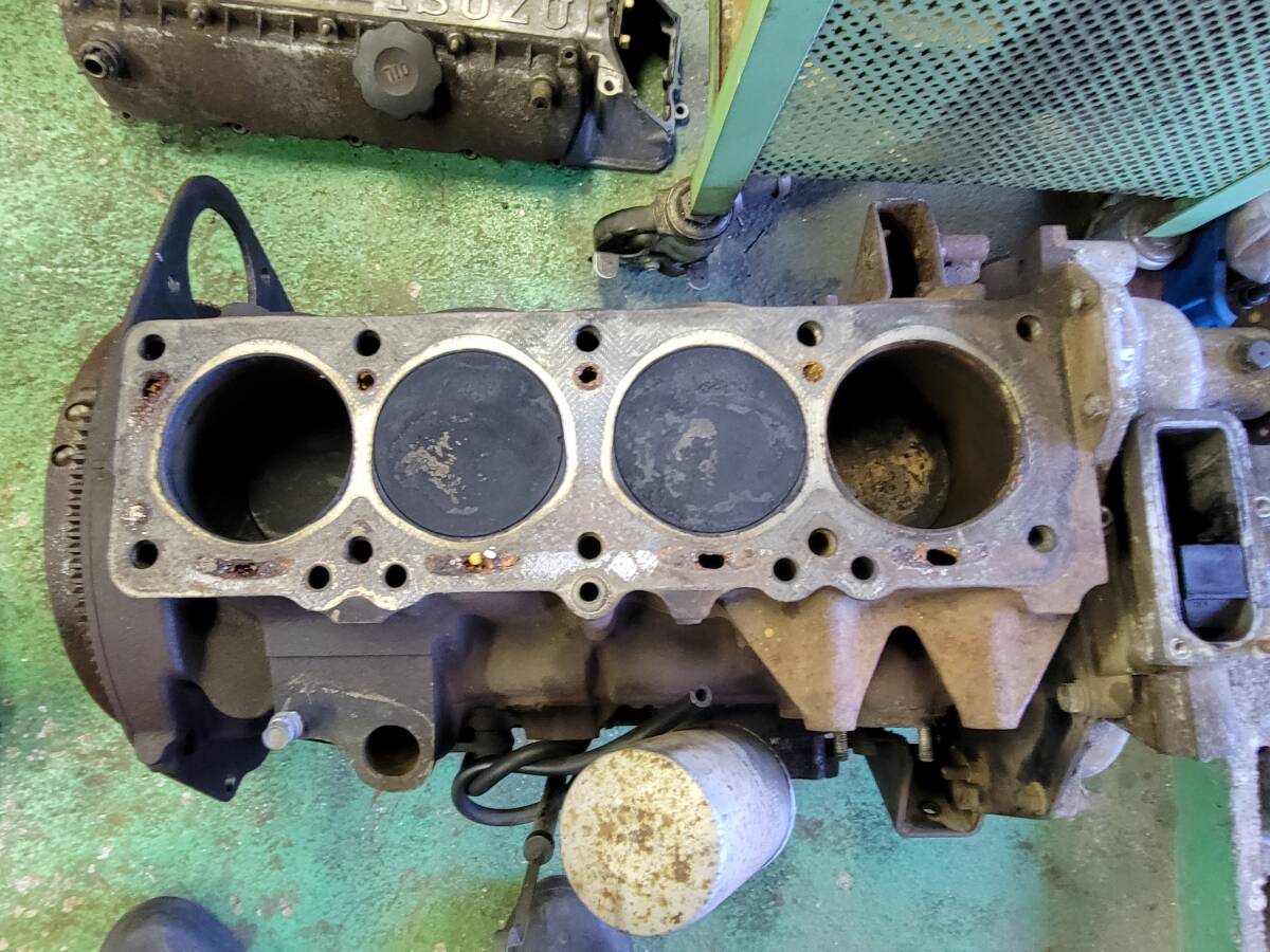 いすゞベレットG180エンジンクランク軽く回ります。引き取り限定商品です。_画像9