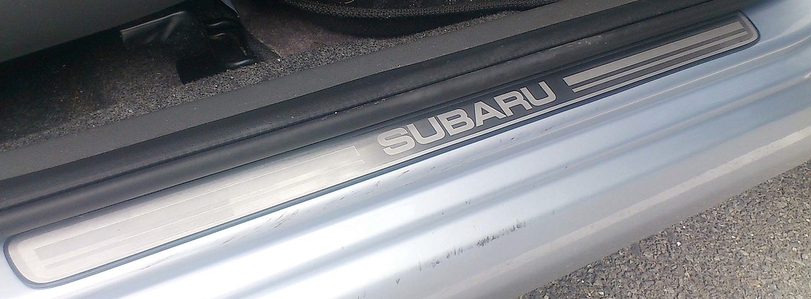 ■新品■スバル 純正 R1 サイドシルプレート 左右セット 2個 SUBARU_画像2