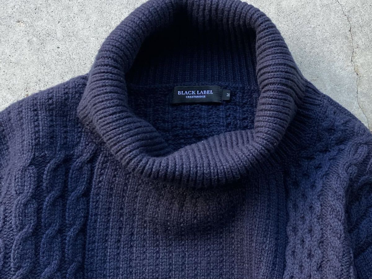 美品 BLACK LABEL CRESTBRIDGE タートルネック仕様 ケーブル編み ウールニットセーター M 三陽商会 メンズ パッチワーク 肉厚 紺 ネイビー_画像4