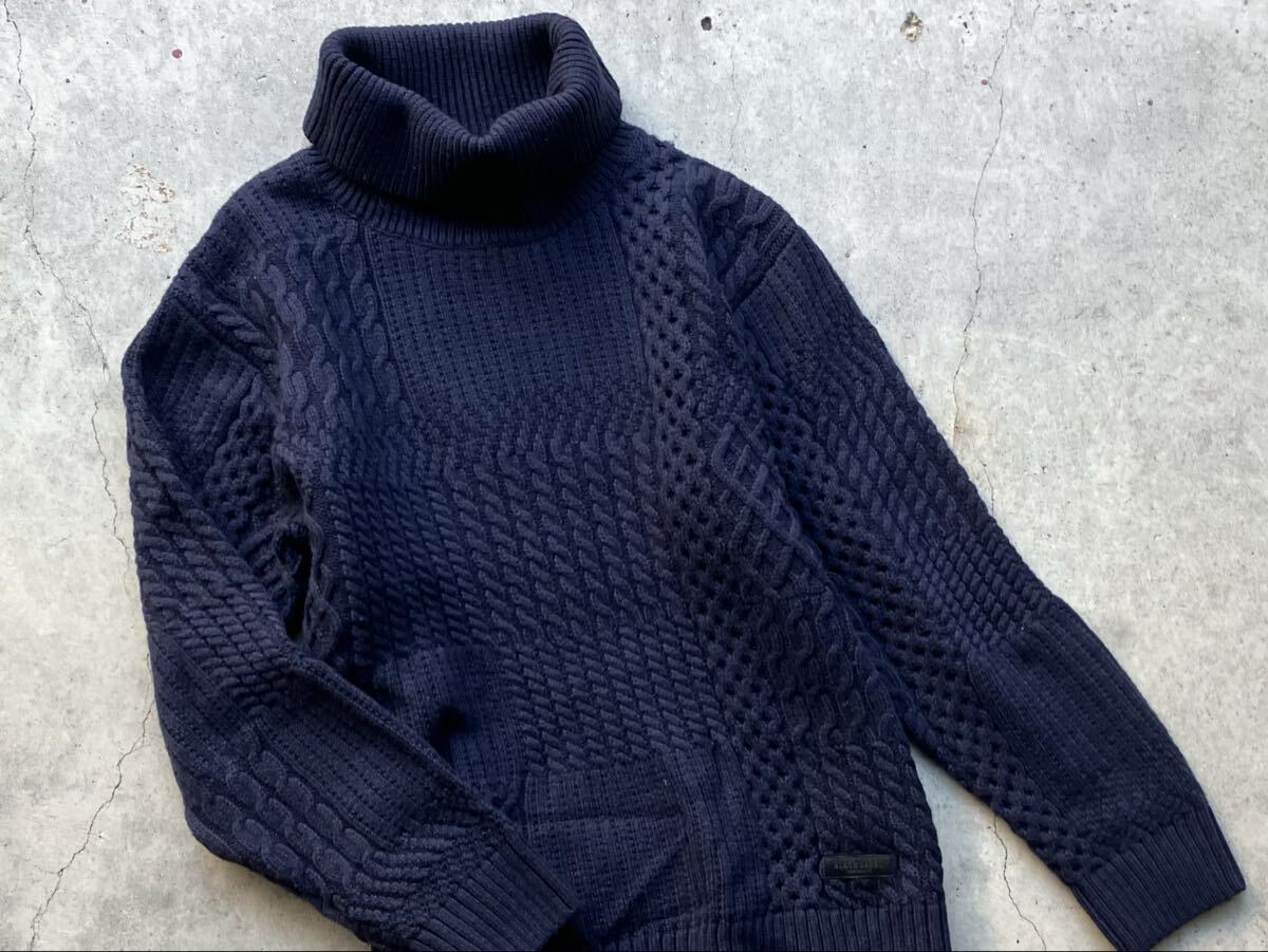 美品 BLACK LABEL CRESTBRIDGE タートルネック仕様 ケーブル編み ウールニットセーター M 三陽商会 メンズ パッチワーク 肉厚 紺 ネイビー_画像5