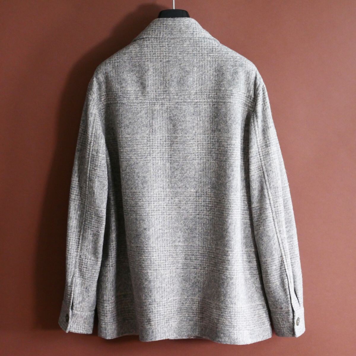 終了日午後6時迄ご入札●dt068●M●L●XL●選択可●2025-26年秋冬●エクサゴン・イタリー●立体的なパターンワーク●最新作ジャケット_画像6