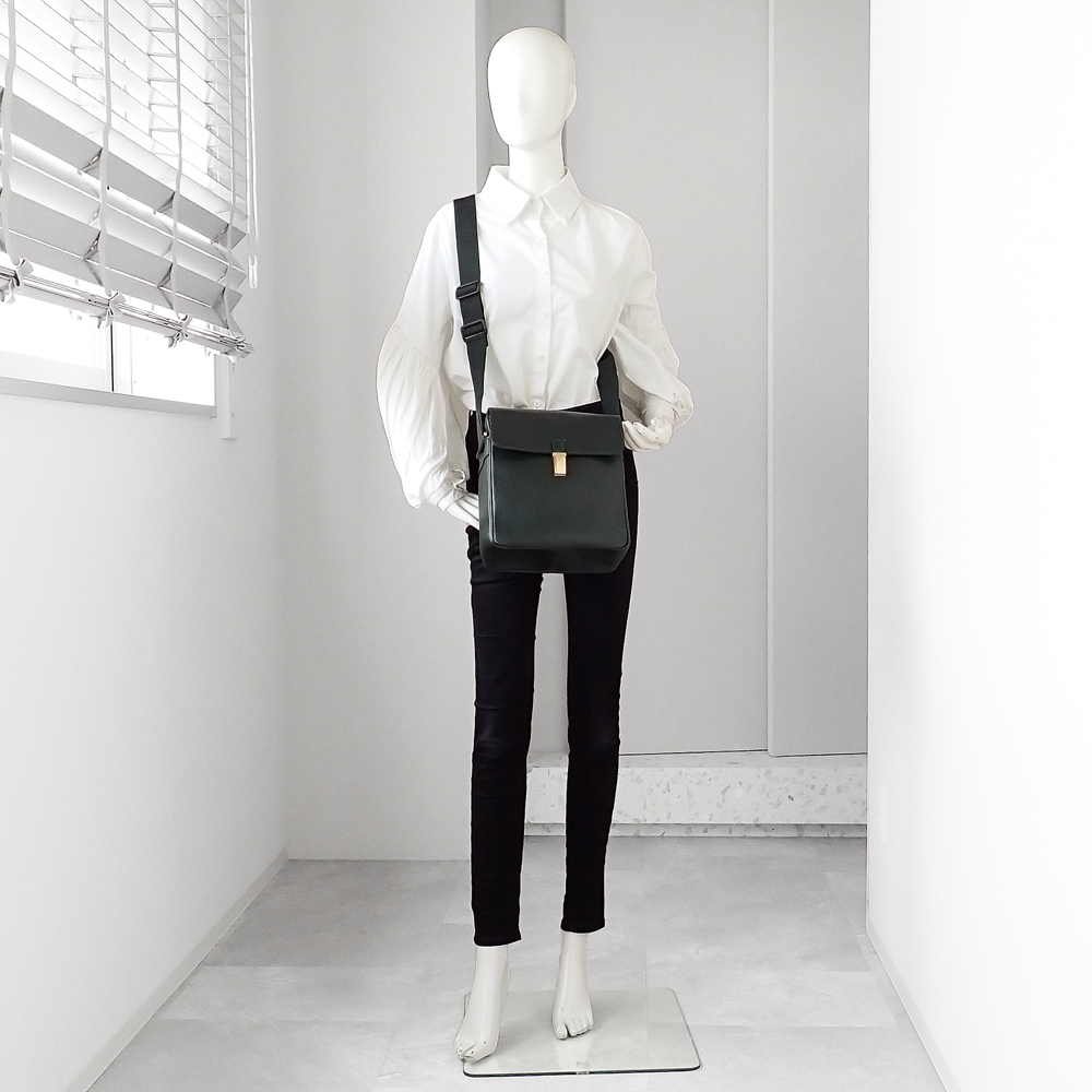 未使用品 LOUIS VUITTON ルイ ヴィトン ヤランガ メッセンジャーバッグ 肩掛け 斜め掛け タイガ エピセア M30824_画像7