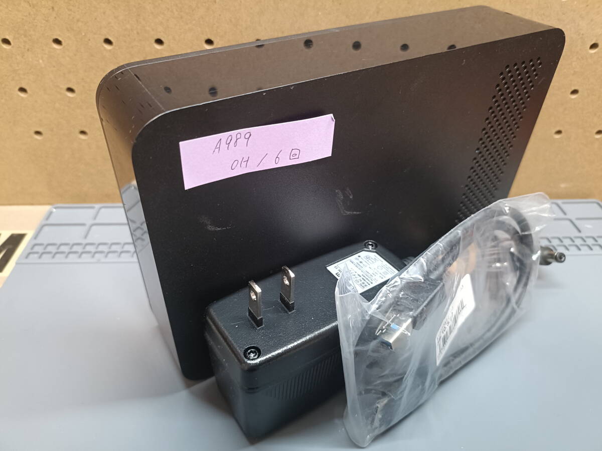 【A989】BUFFALO 外付HDD HD-LC1.0U3-BK 1TB 東芝製HDD搭載 正常判定品 ACアダプタ 新品USBケーブル付属 低稼働品_画像1