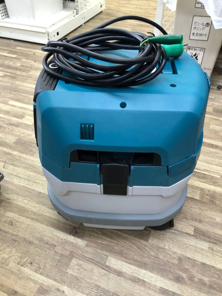【中古品】★makita(マキタ) 集じん機(粉じん専用) 8L VC0830 / ITERVVT8PPV8_画像3