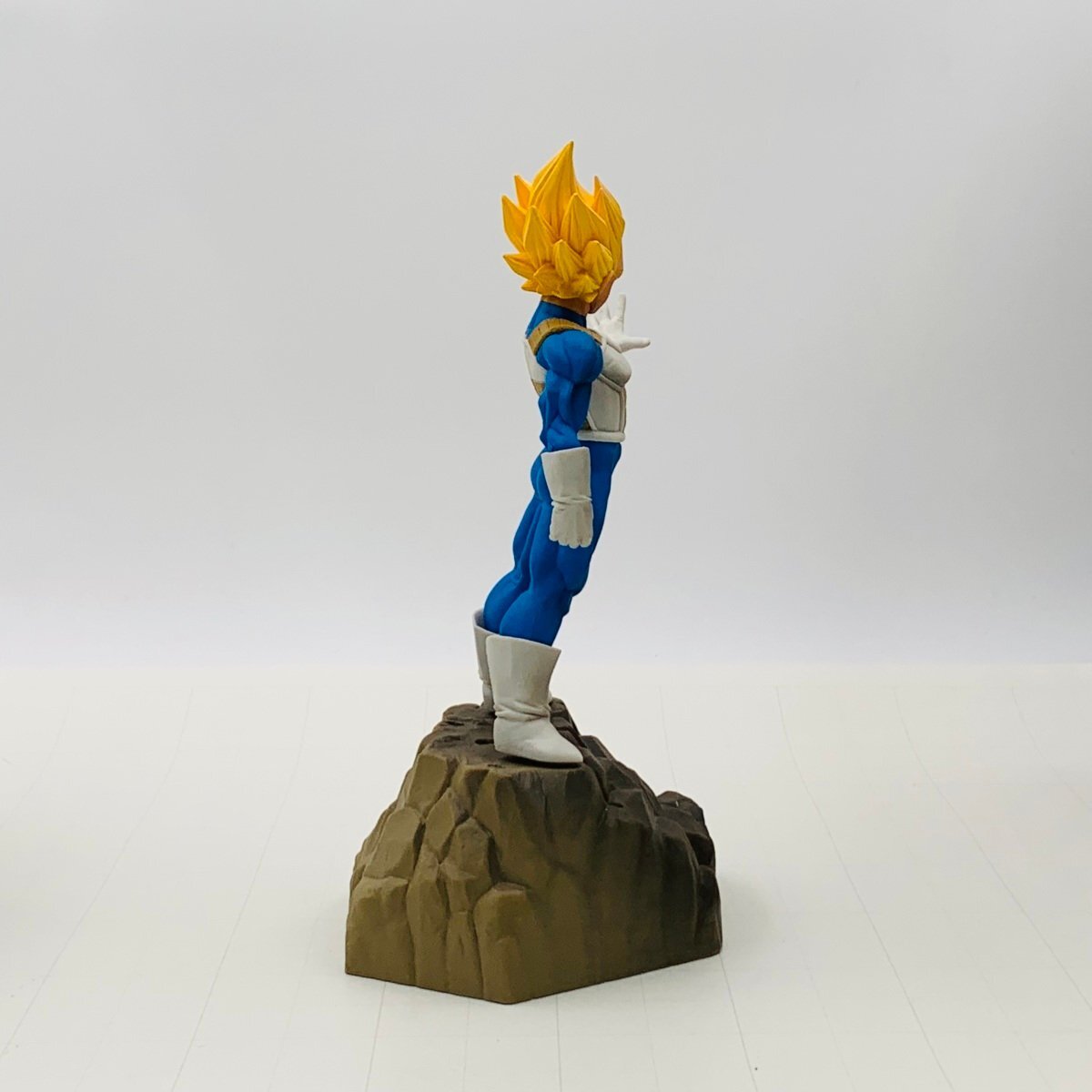 中古品 バンプレスト Absolute Perfection Figure VEGETA ドラゴンボールZ 超サイヤ人 ベジータ_画像5