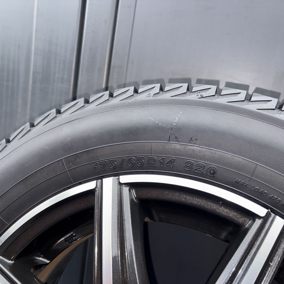 バリ山！175/65R14 82Q 2023年製　ヨコハマ　YOKOHAMA PRACTIVA ICE BP02 冬4本セット、14X5.5J 100-4H ＋43 管理番号A60_画像8