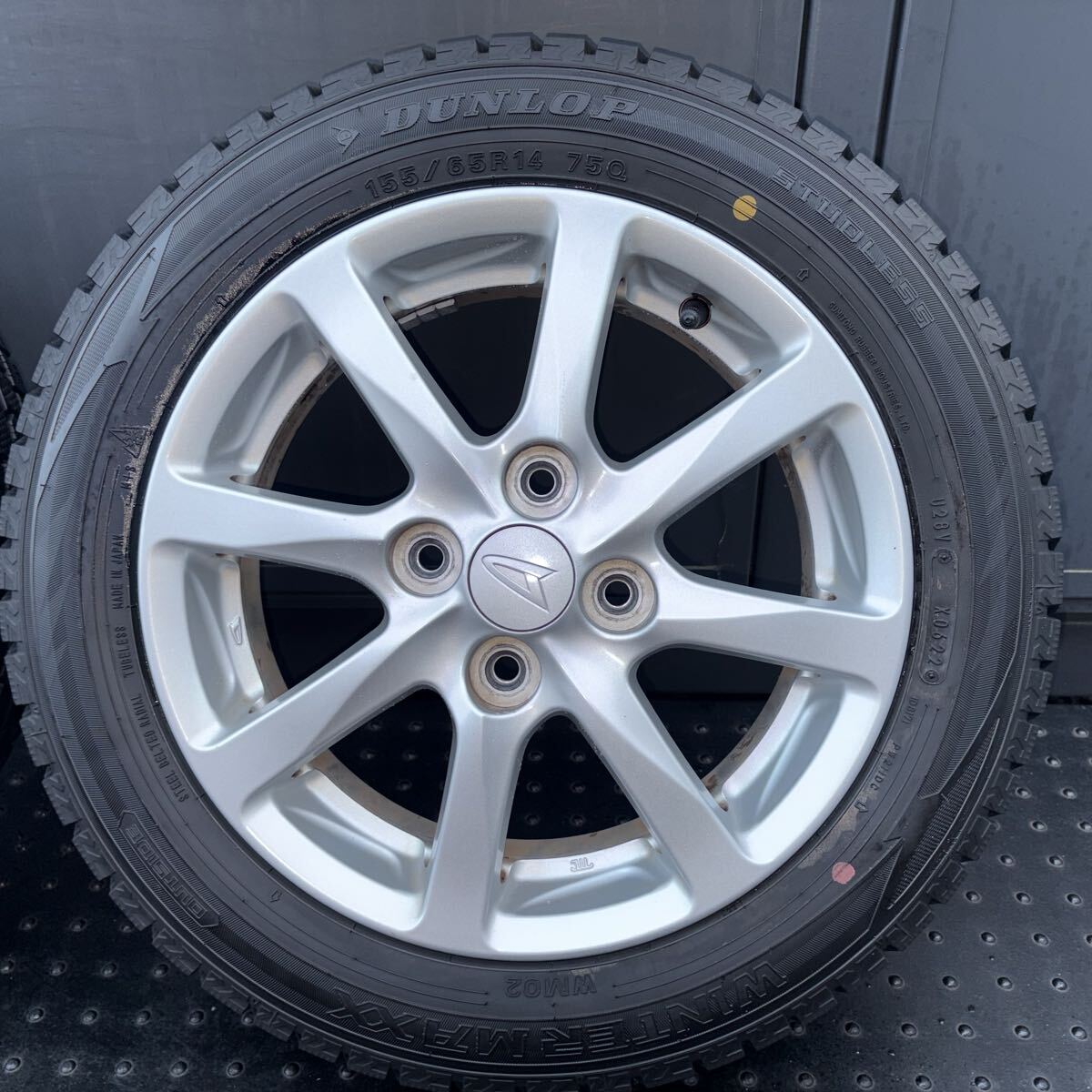 ダイハツ純正　バリ山！155/65R14 75Q 2021年製　ダンロップ　DUNLOP WINTERMAXX WM02 冬4本セット、14X4.5J 100-4H ＋45 管理番号A65_画像6