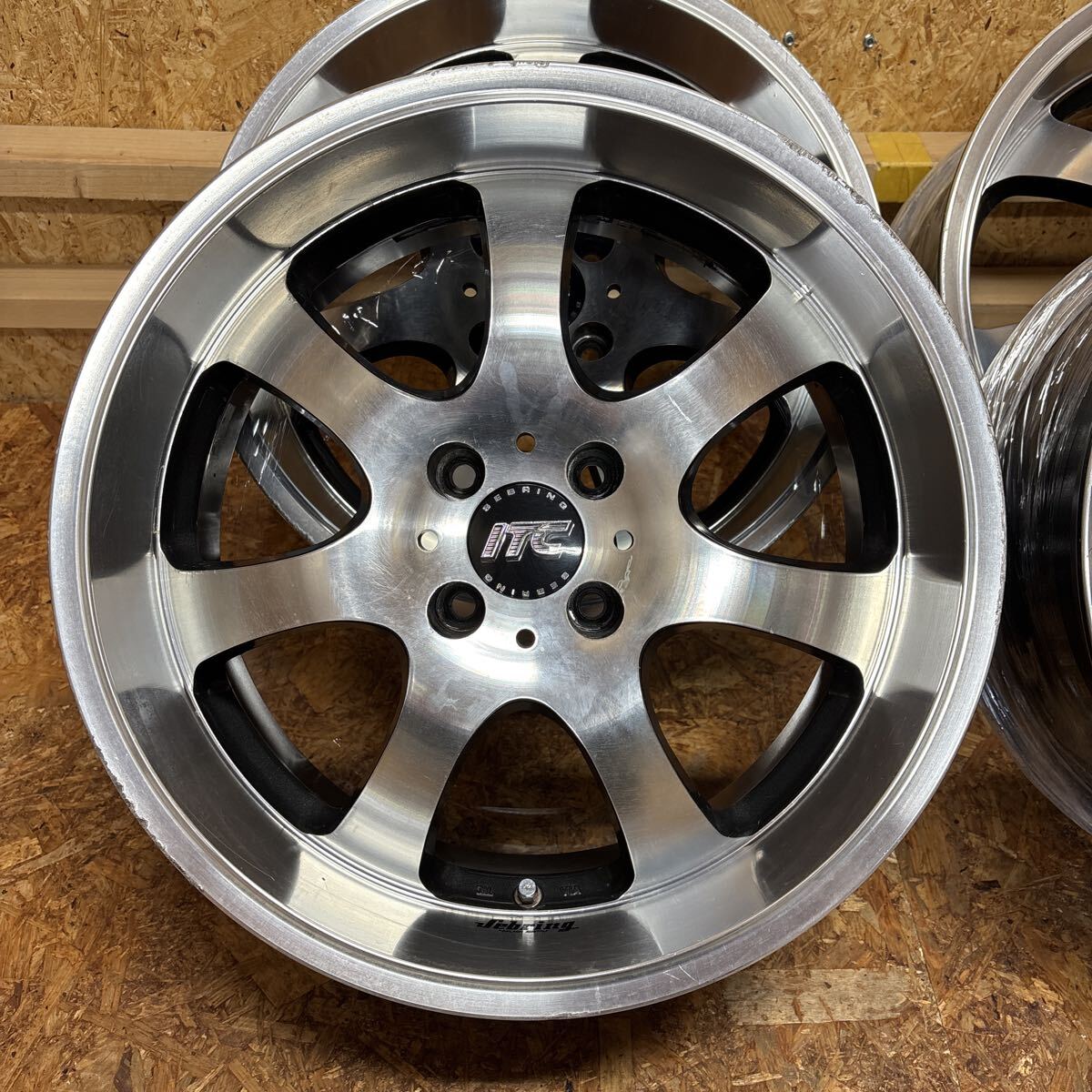 希少☆RAYS☆ITC☆カップ☆17×7J+38☆100/4穴☆シビック　フィット　フリード　カローラ　ヴィッツ　アクア　ユーノス　走り屋　JDM_画像2