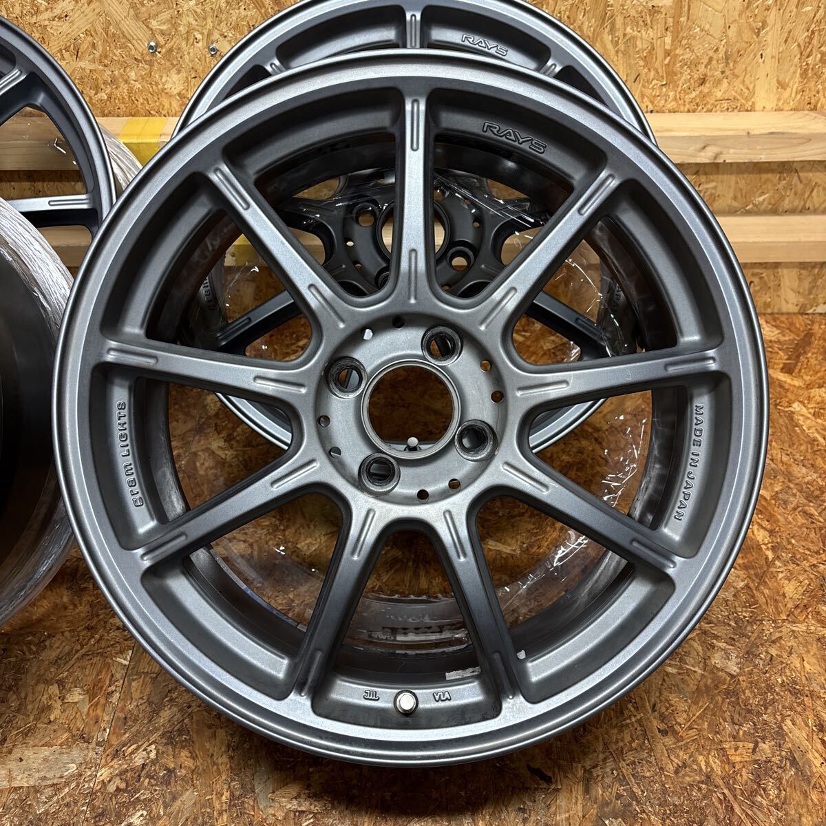 希少☆RAYS☆GL57☆17×7J+42☆100/4穴☆シビック　インテグラ　フィット　カローラ　ヴィッツ　アクア　ノート　マーチ　走り屋　JDM_画像4
