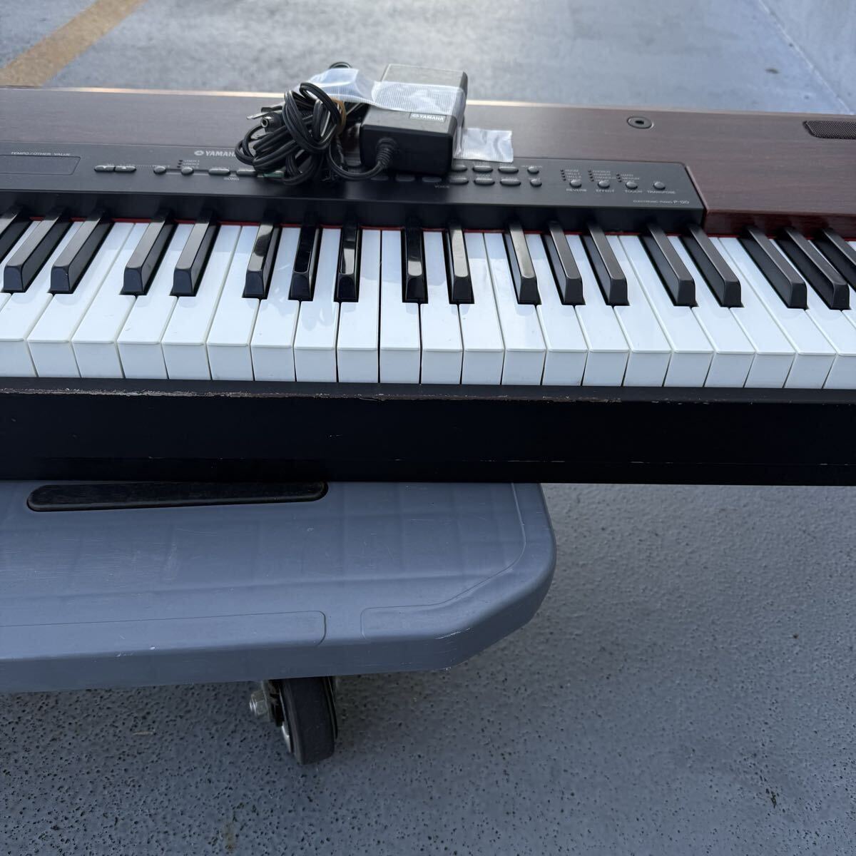 YAMAHA ヤマハ 電子ピアノ P-120S 88鍵盤 ジャンク 全鍵盤音出し確認済 中古　ジャンク_画像6