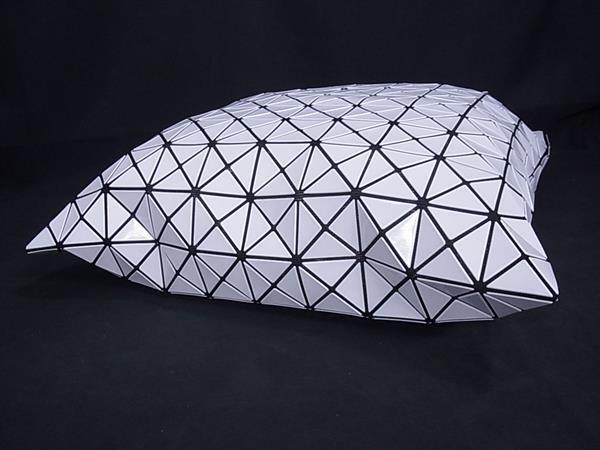 1円 ■美品■ BAO BAO ISSEY MIYAKE バオバオイッセイミヤケ プリズム PVC ハンドバッグ トートバッグ ホワイト系 FR4971_画像4