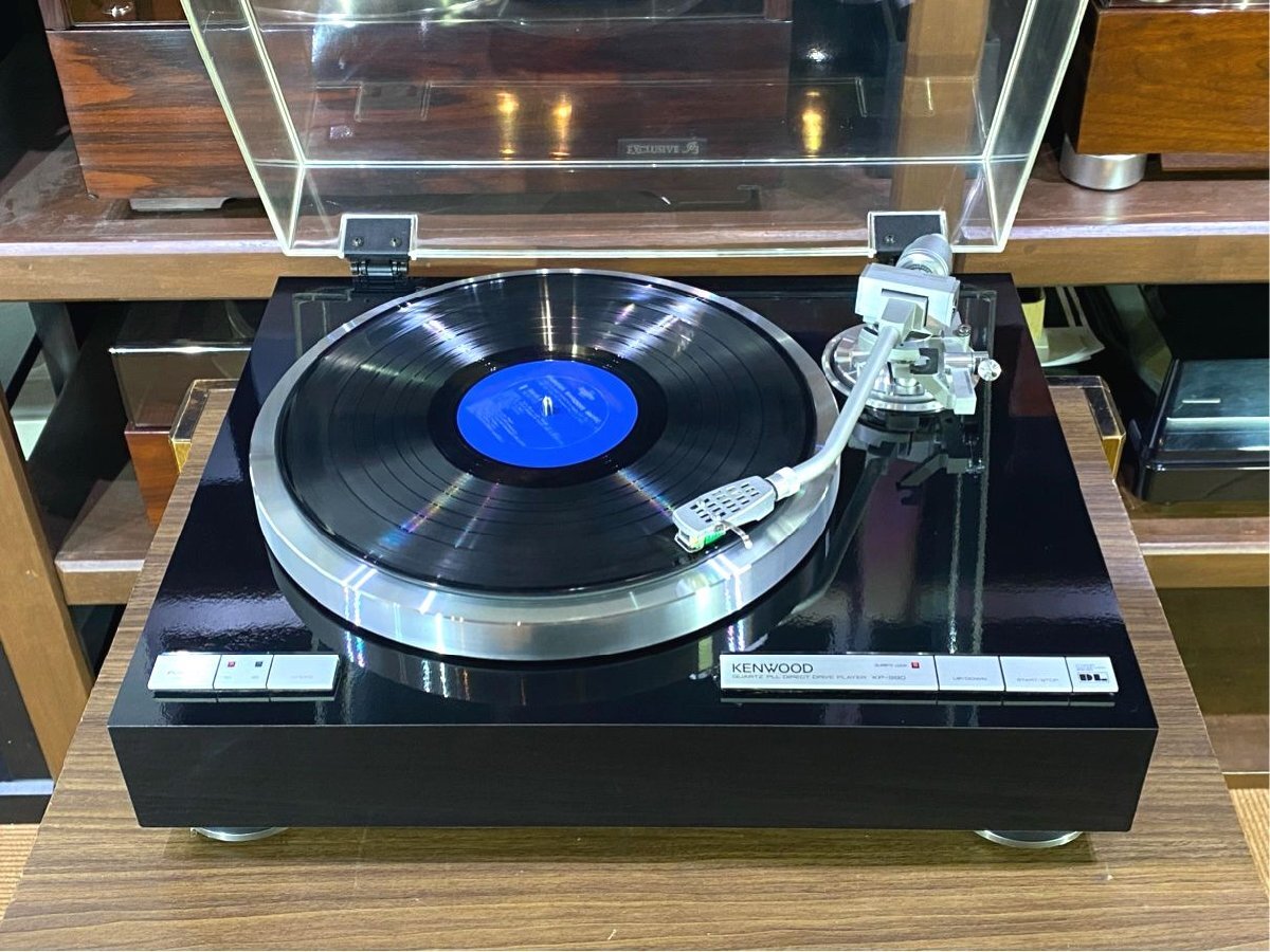 美品 レコードプレーヤー KENWOOD KP-990 オートリフトアップ ヘッドシェル/カートリッジ付属 当社整備/調整済品 Audio Station_画像3