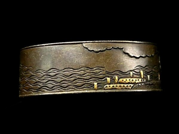 e1120a меч принадлежности замок . map . серебряный металлы .. осмотр : гарда меча глаз .. голова . маленький рисунок 