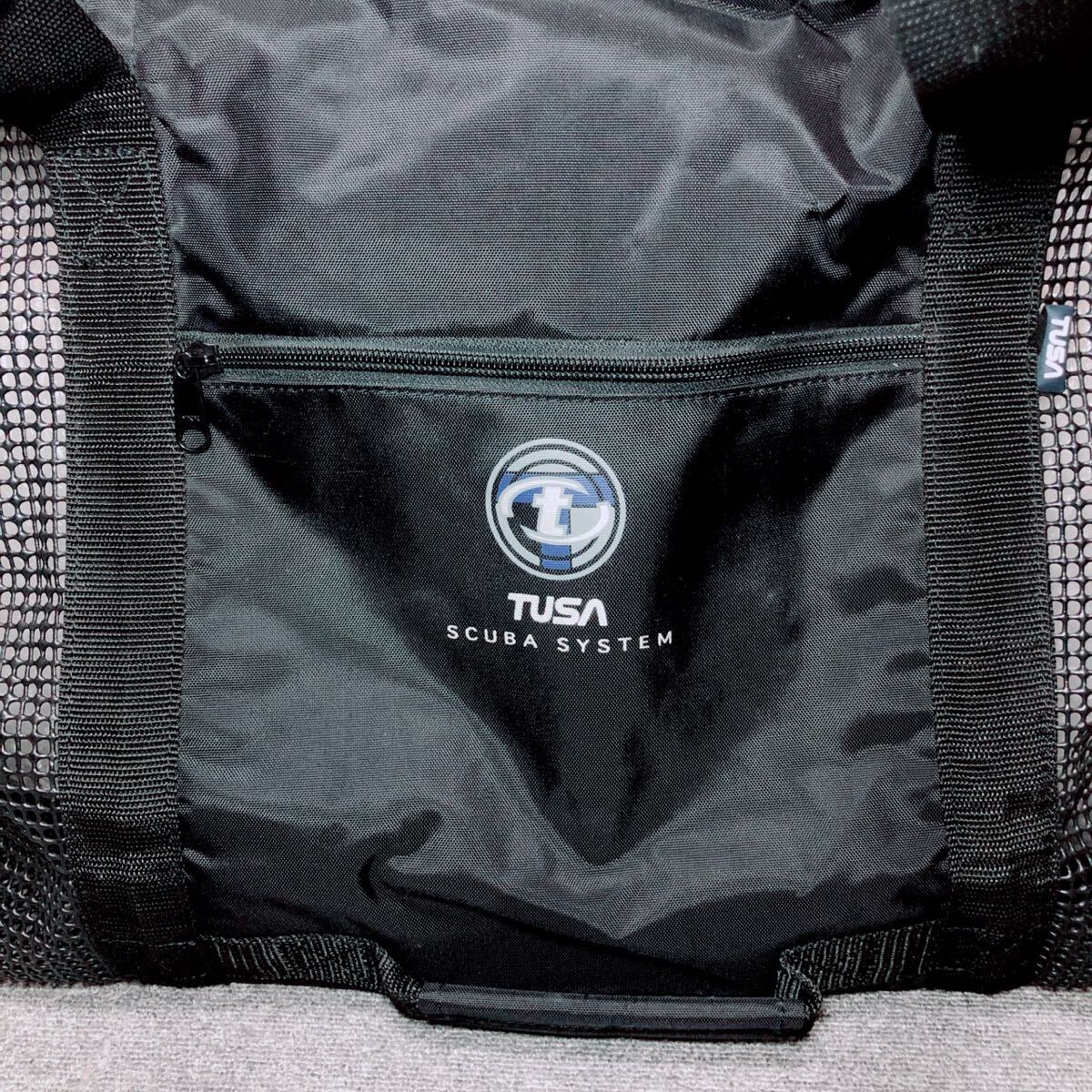 美品 TUSA ツサ メッシュバッグ 大容量 ブラック ダイビング ボストンバッグ 黒 マリンスポーツ 肩掛け ストラップ付き 1110D-25_画像3