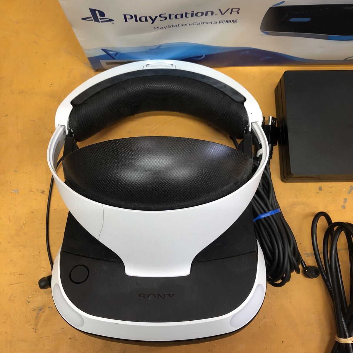 動作品 PS4 プレステ4 PSVR プレイステーションVR CUHJ-16003 Camera同梱版 ソニー SONY 箱説付_画像2