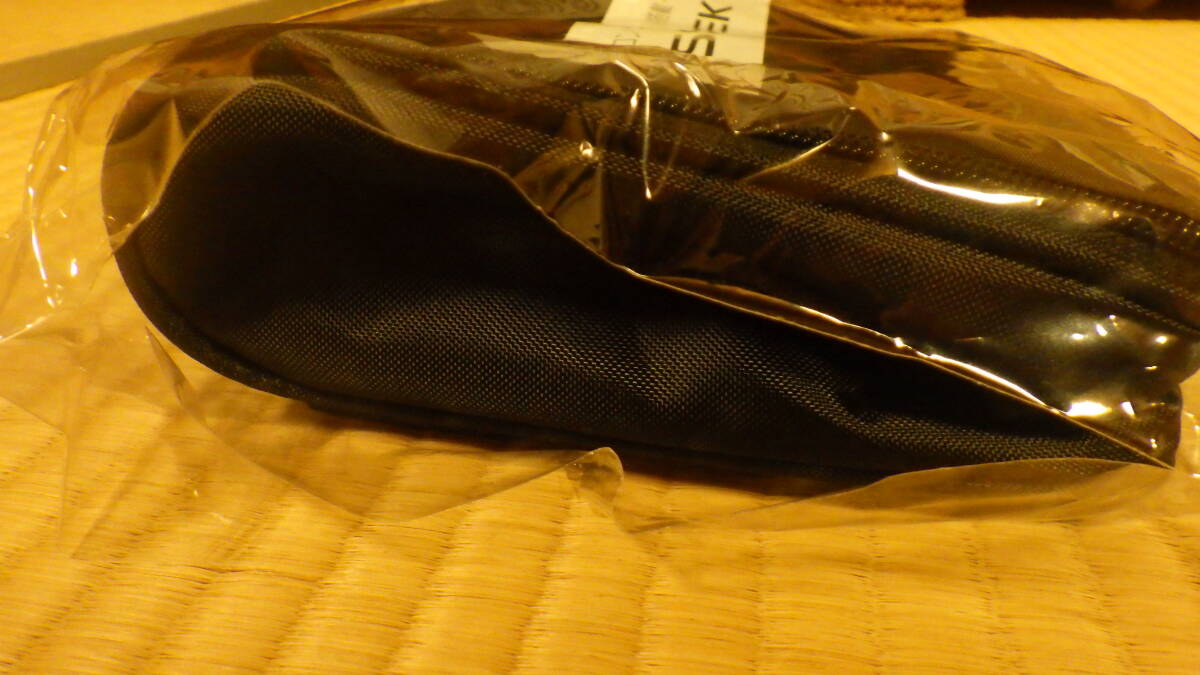 SUBARU CROSSTREK クロストレック 多機能トラベルポーチ 黒 ブラック ノベルティグッズ_画像3