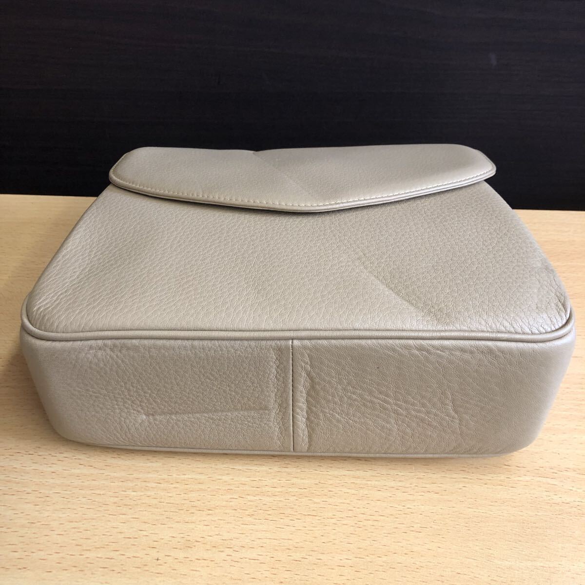 【977】 MODE KAORU モードカオル ショルダーバッグ ベージュ系 シンプル_画像4