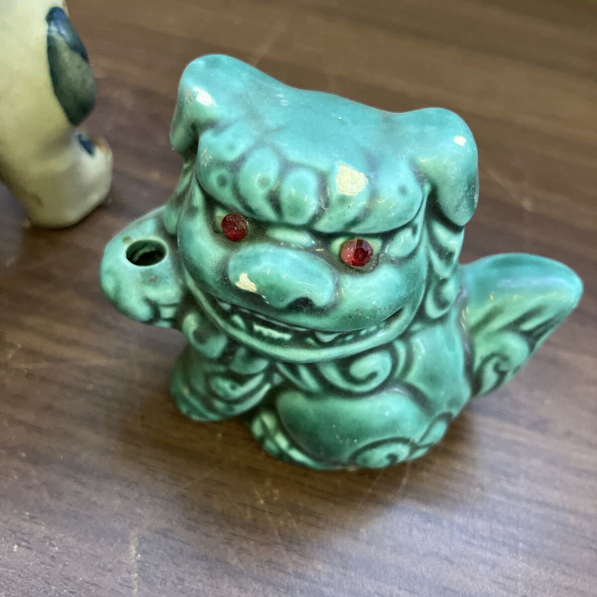 青磁青絵 犬獅子像 守護獅子 ペア 陶器製 獅子守護 沖縄陶器 琉球焼き 魔除け 厄除け 守り神 置物インテリア 獅子 縁起物 まとめて_画像4